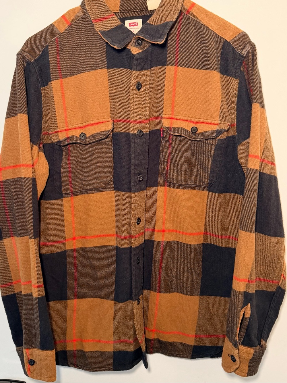 Levi’s Standard Flannel Shirt Mens M Brown Tan Plaid Heavyweight Button Up Cotto
